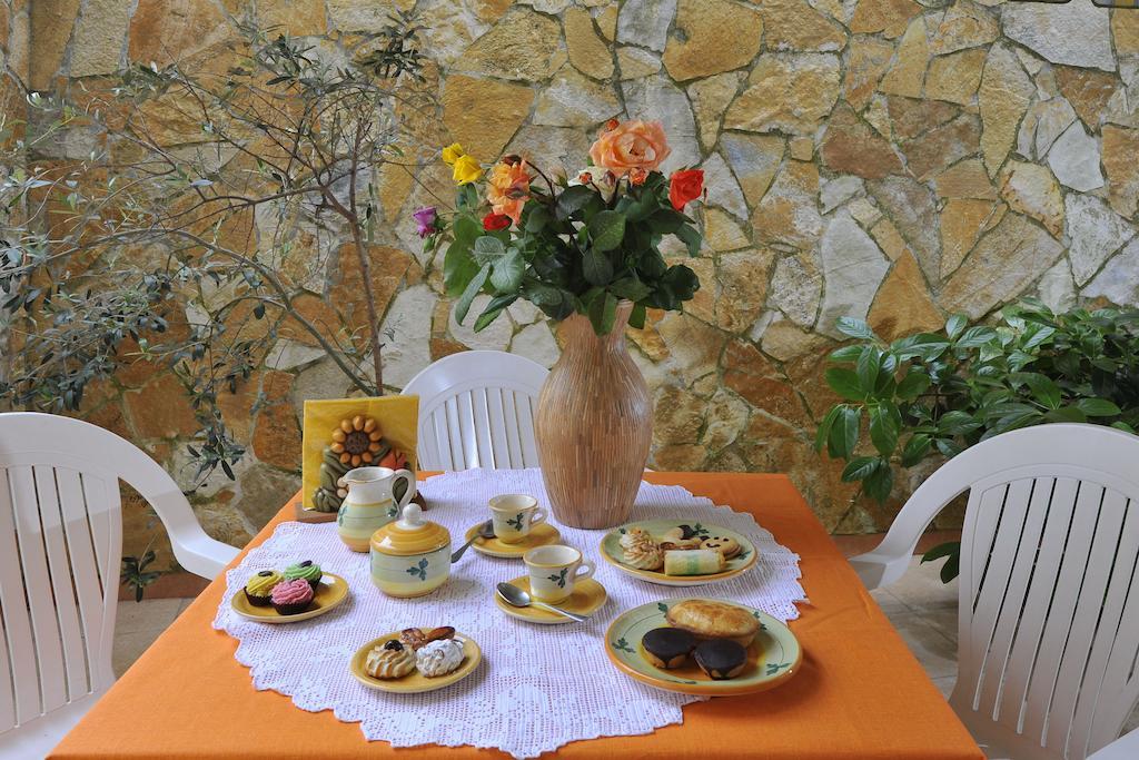 Barocco.Oberdan Bed & Breakfast Lecce Exterior photo