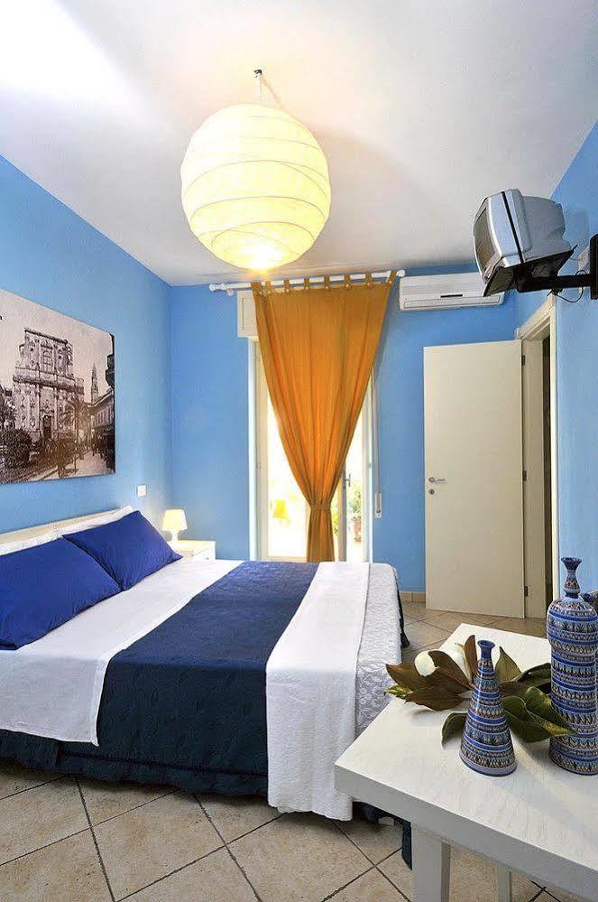 Barocco.Oberdan Bed & Breakfast Lecce Exterior photo